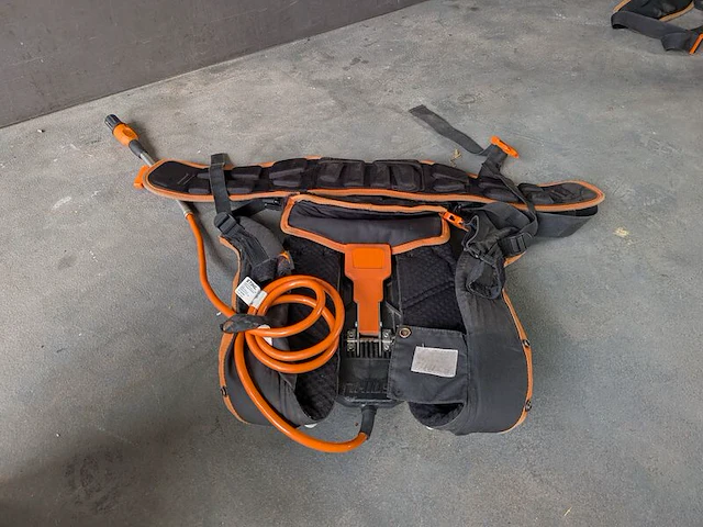 Ruggedragen accu & bladblazer, stihl, ar3000l & bga200 - afbeelding 9 van  21