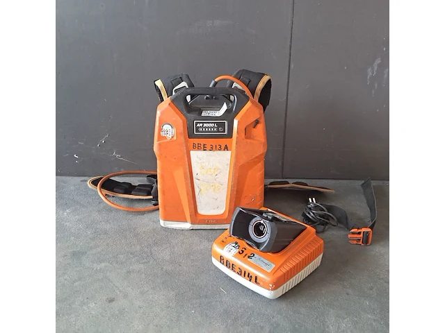 Ruggedragen accu en accu-lader, stihl, ar3000l & al500 - afbeelding 1 van  9