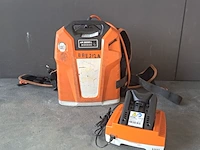 Ruggedragen accu en accu-lader, stihl, ar3000l & al500
