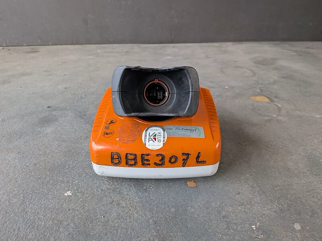 Ruggedragen accu en bladblazer, stihl, ar3000l & bga200 - afbeelding 11 van  22