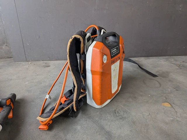 Ruggedragen accu en bladblazer, stihl, ar3000l & bga200 - afbeelding 7 van  23