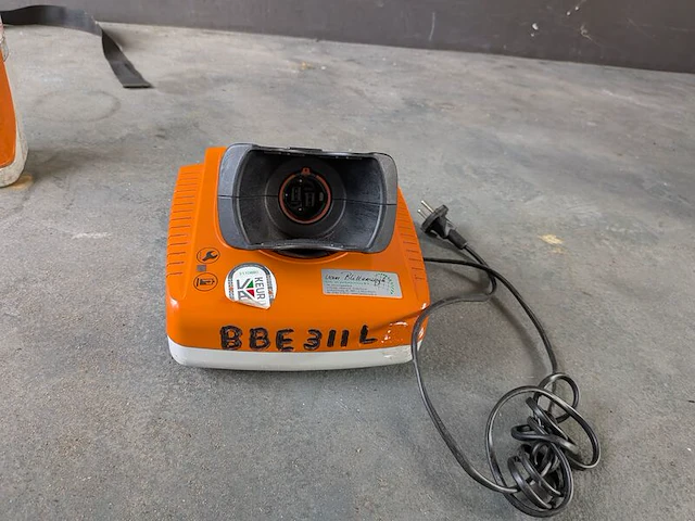 Ruggedragen accu en bladblazer, stihl, ar3000l & bga200 - afbeelding 13 van  23