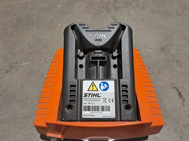 Ruggedragen accu, stihl, ar 3000 l, incl. snellader en harnas - afbeelding 6 van  20