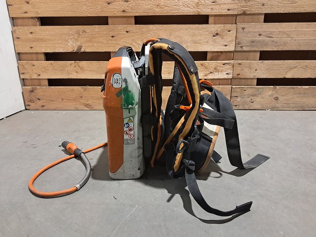 Ruggedragen accu, stihl, ar 3000 l, incl. snellader en harnas - afbeelding 13 van  18