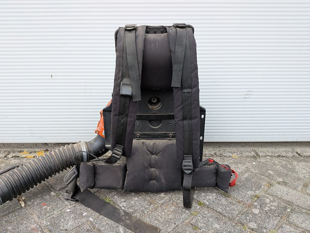 Ruggedragen benzine bladblazer, husqvarna, 155b, 2004 - afbeelding 6 van  8