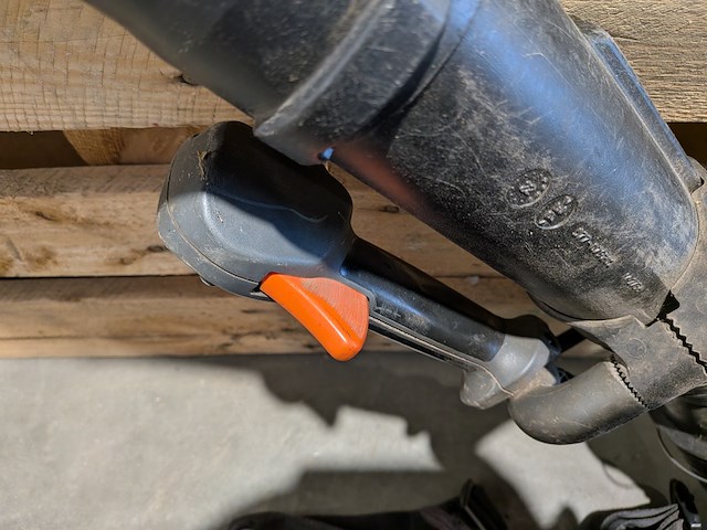 Ruggedragen benzine bladblazer, husqvarna, 350bt, 2021 - afbeelding 4 van  6