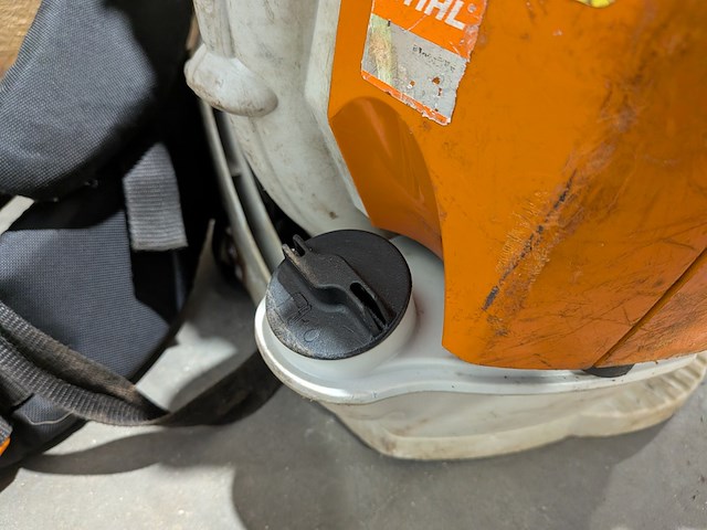 Ruggedragen benzine bladblazer, stihl, br 600 - afbeelding 5 van  6