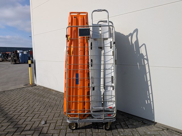 Rugplanken, schepbrancards en veiligheidsborden, spencer, vermolen & ferno - afbeelding 10 van  15