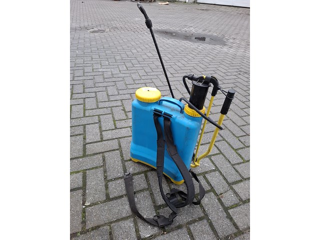 Rugspuit matabi, super green 12 - afbeelding 3 van  3