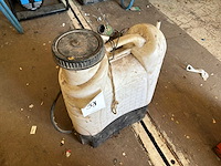 Rugspuit - afbeelding 2 van  3