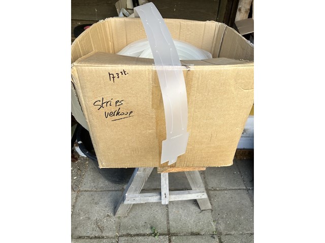 Ruim 170 x ophangstrips voor artikelen - afbeelding 7 van  11