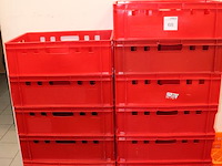 Ruim 20 stapelbare kratten in twee uitvoeringen o.a. afm. 60 x 40 x 18 cm. - afbeelding 2 van  3