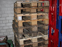 Ruim 50 pallets w.o. 30 europallets. - afbeelding 2 van  2
