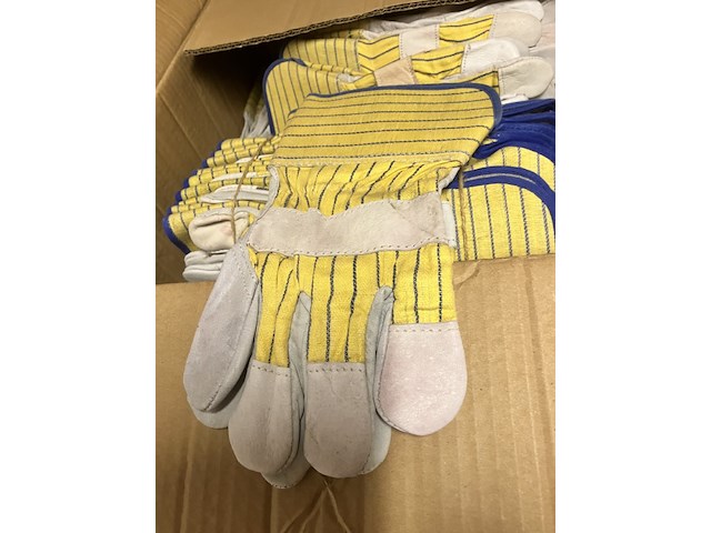 Ruim 60 paar werkhandschoenen - afbeelding 4 van  7