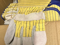 Ruim 60 paar werkhandschoenen - afbeelding 7 van  7
