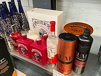 Rum / gin divers (11x) - afbeelding 1 van  2