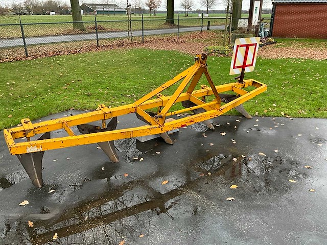 Rumptstad aardappel aanaarder - afbeelding 1 van  5