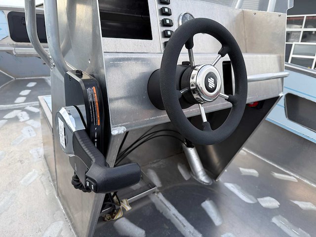 Runiva - 2024 - r590cc - motorjacht (c) - afbeelding 11 van  11