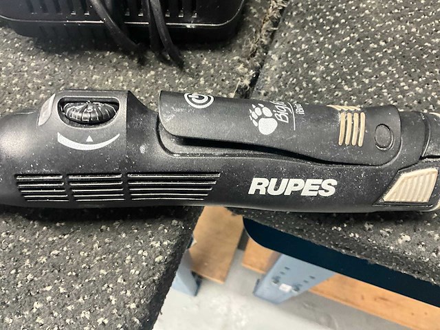 Rupes bigfoot nano ibrid polijstmachine - afbeelding 3 van  5