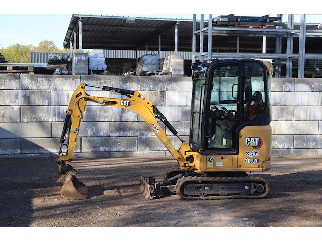 Rupsgraafmachine caterpillar 301.8 diesel - afbeelding 1 van  1