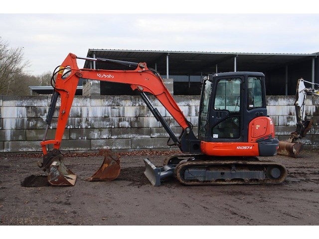 Rupsgraafmachine kubota kx165-5 diesel 35.5kw 2012 - afbeelding 1 van  1