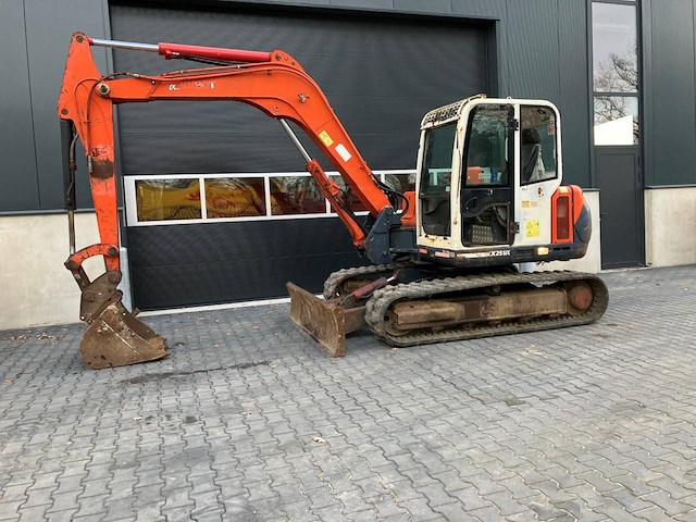 Rupsgraafmachine kubota kx251 diesel 2006 - afbeelding 1 van  1