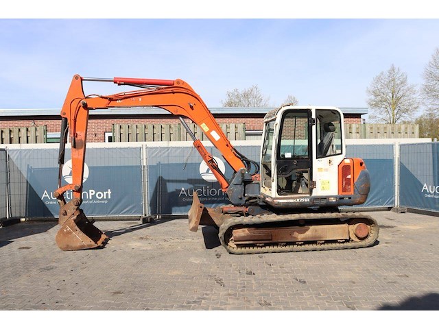 Rupsgraafmachine kubota kx251 diesel 43kw 2006 - afbeelding 1 van  1