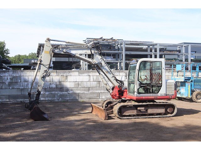 Rupsgraafmachine takeuchi tb175 diesel 43.5kw 2003 - afbeelding 1 van  1