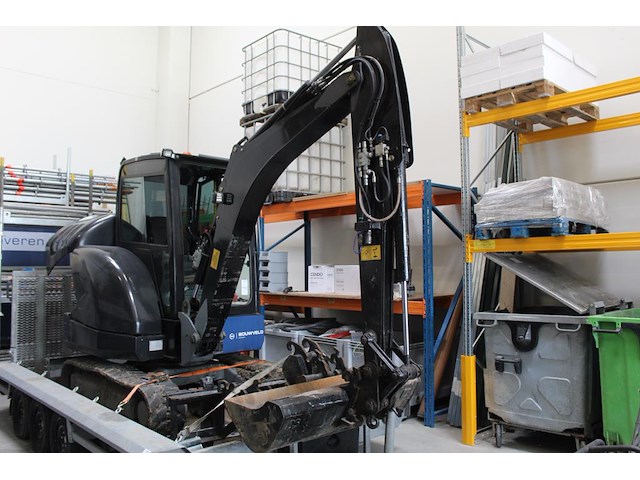 Rupsgraafmachine terex tc35. bouwjaar 2017. urenstand 1003. met drie graaf/sleuvenbakken en set voorzetlepe... onderdeel van combinatiekavel combinatiekavel van rupsgraafmachine en aanhanger. kavels b001 en b002 - afbeelding 1 van  24