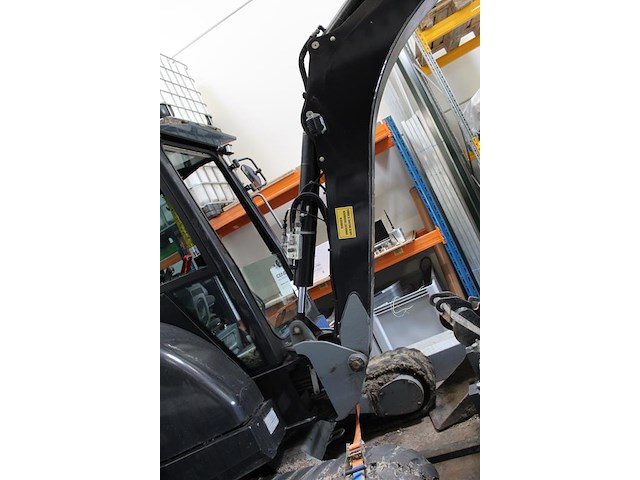 Rupsgraafmachine terex tc35. bouwjaar 2017. urenstand 1003. met drie graaf/sleuvenbakken en set voorzetlepe... onderdeel van combinatiekavel combinatiekavel van rupsgraafmachine en aanhanger. kavels b001 en b002 - afbeelding 17 van  24