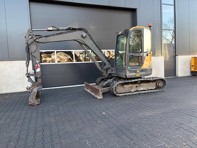 Rupsgraafmachine volvo rcr58d diesel 2013 - afbeelding 1 van  1