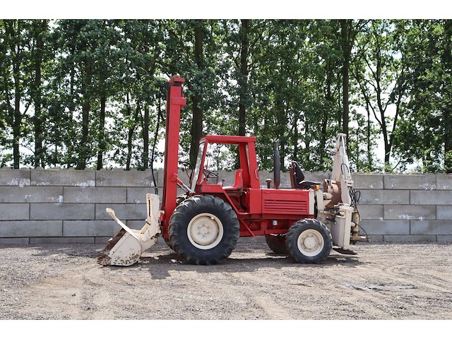 Ruw-terreinheftruck manitou / braud & faucheux 4rm 30g diesel 3.8m 1979 - afbeelding 1 van  1