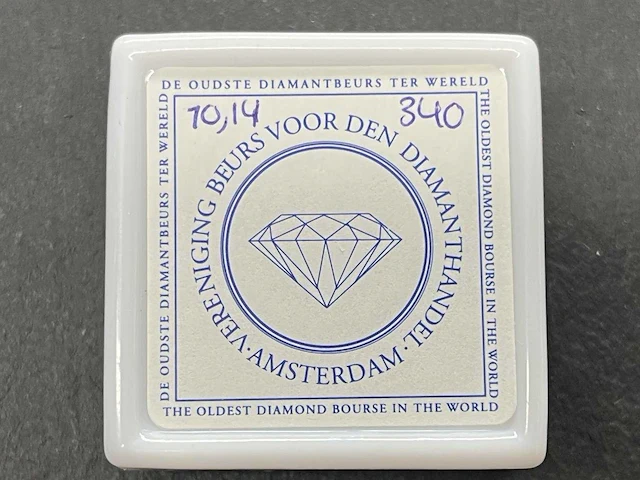 Ruwe diamanten lotje 10.14 ct - afbeelding 2 van  3