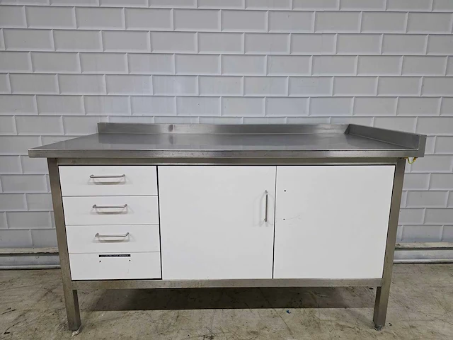 Rvs - trespa werkmeubel - afbeelding 1 van  5