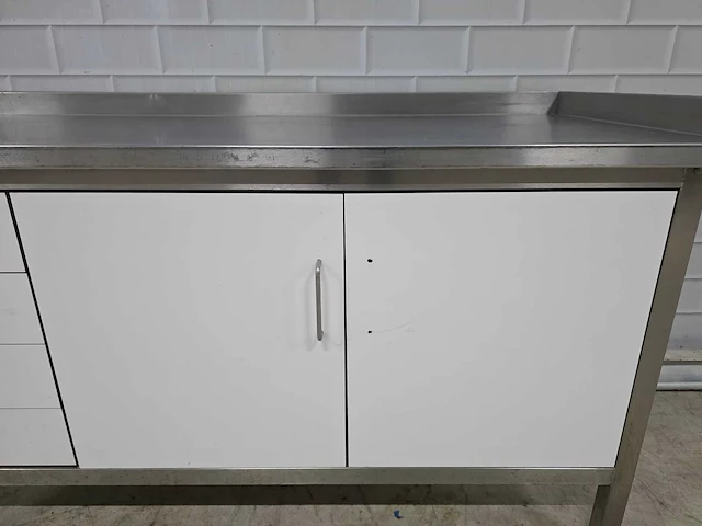 Rvs - trespa werkmeubel - afbeelding 4 van  5
