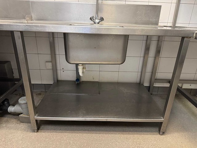 Rvs afvoertafel met debrasseermeubel - afbeelding 10 van  11
