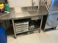 Rvs anvoertafel met spoelkraan - afbeelding 1 van  4