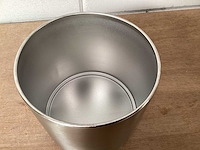Rvs bakje rond 13 cm x 12 cm hoog (132x) - afbeelding 1 van  2