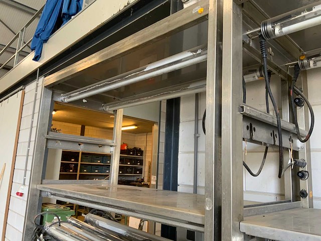 Rvs belichtingwagen inclusief 30 huco evg-hp belichtingsarmaturen (2x) - afbeelding 6 van  18