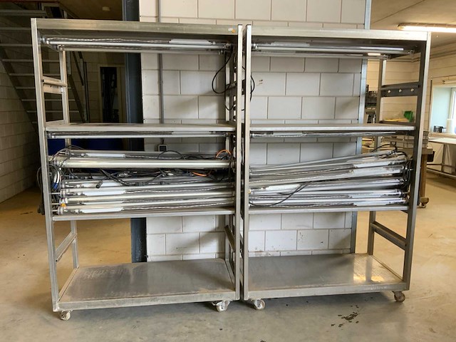 Rvs belichtingwagen inclusief 30 huco evg-hp belichtingsarmaturen (2x) - afbeelding 11 van  18
