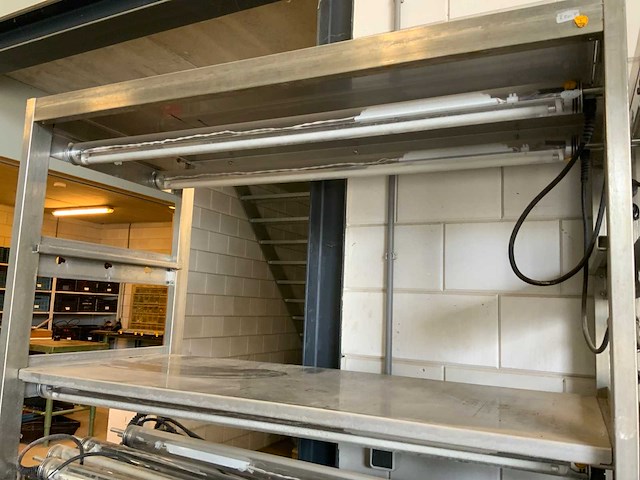 Rvs belichtingwagen inclusief 30 huco evg-hp belichtingsarmaturen (2x) - afbeelding 13 van  18