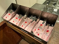 Rvs bestekbak met bestek - afbeelding 2 van  3