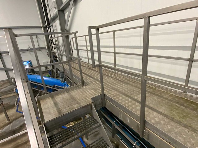 Rvs bordes - afbeelding 3 van  4