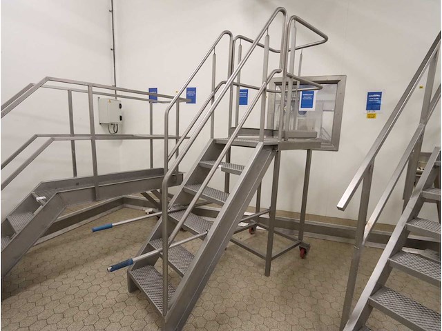 Rvs bordestrap - afbeelding 1 van  2