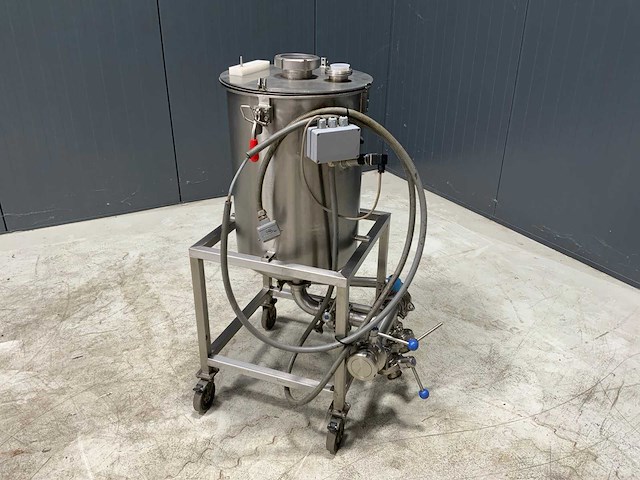 Rvs doseertank verrijdbaar - afbeelding 3 van  6