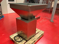 Rvs doseertrechter met trilmotor