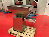 Rvs doseertrechter met trilmotor - afbeelding 4 van  7