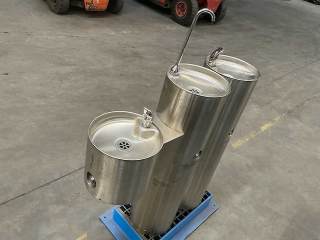 Rvs drinkwaterfontein / drinkwaterzuil (30x) - afbeelding 9 van  14