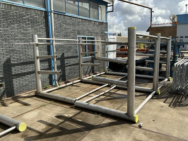Rvs enkelzijdige draagarmstelling (3x) - afbeelding 5 van  6