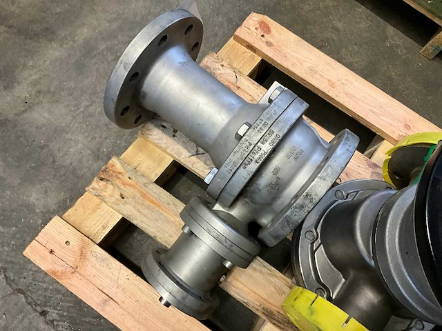 Rvs flowmeter (2x) en afsluiter - afbeelding 6 van  7